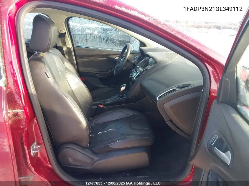 1FADP3N21GL349112 2016 Ford Focus Titanium
