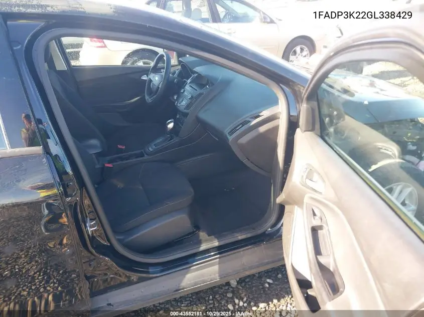 1FADP3K22GL338429 2016 Ford Focus Se