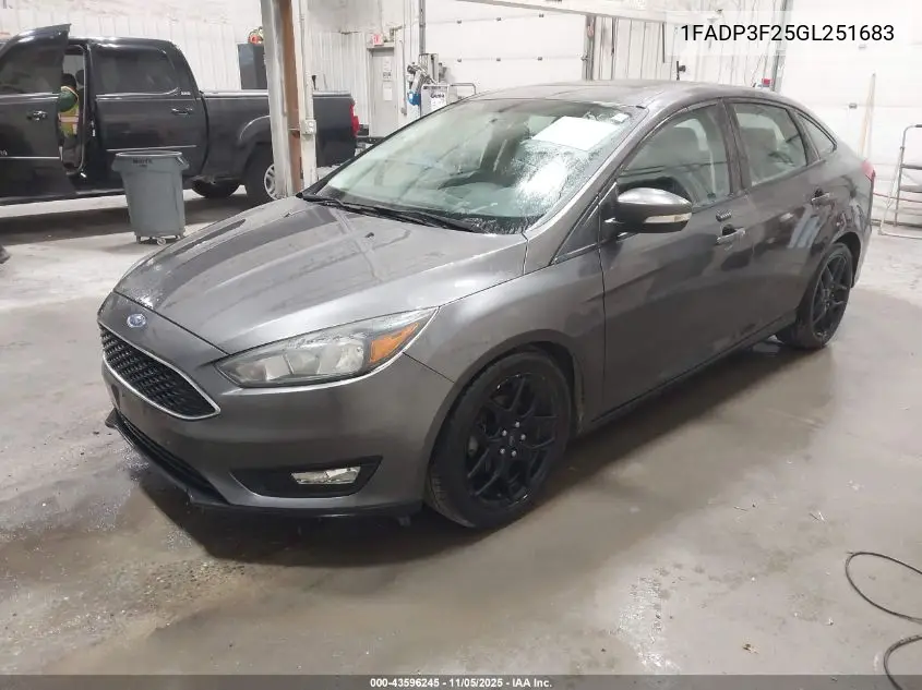 1FADP3F25GL251683 2016 Ford Focus Se