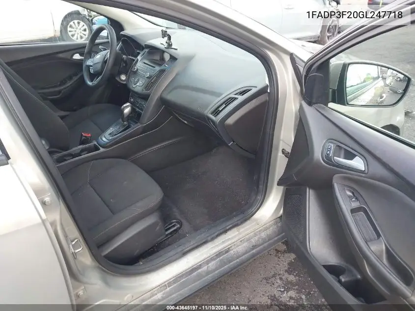 1FADP3F20GL247718 2016 Ford Focus Se