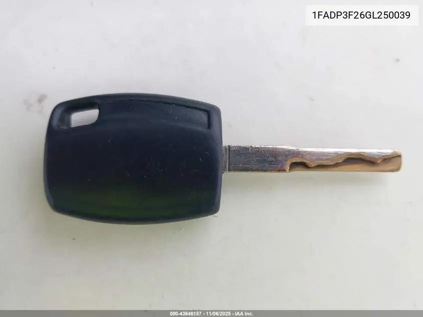 1FADP3F26GL250039 2016 Ford Focus Se