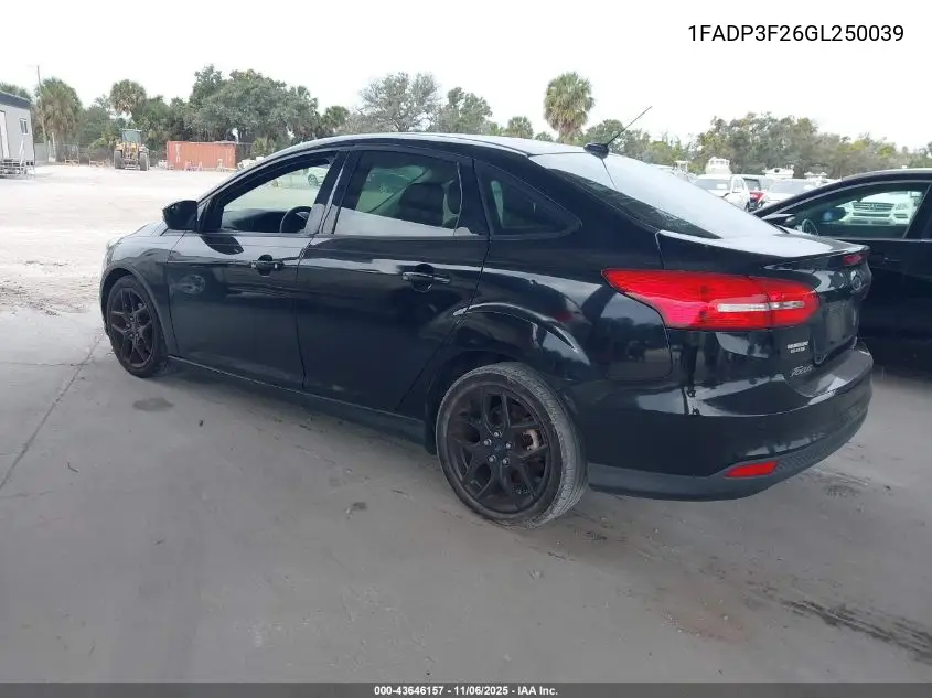 1FADP3F26GL250039 2016 Ford Focus Se
