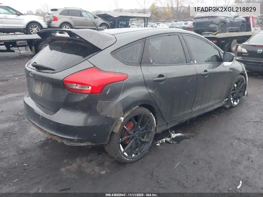 1FADP3K2XGL218829 2016 Ford Focus Se