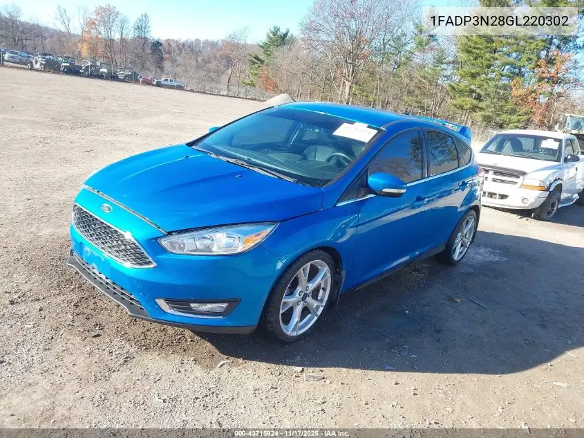 1FADP3N28GL220302 2016 Ford Focus Titanium