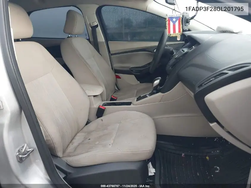 1FADP3F28GL201795 2016 Ford Focus Se