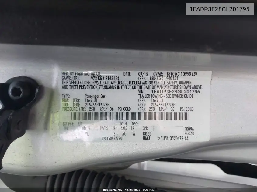 1FADP3F28GL201795 2016 Ford Focus Se