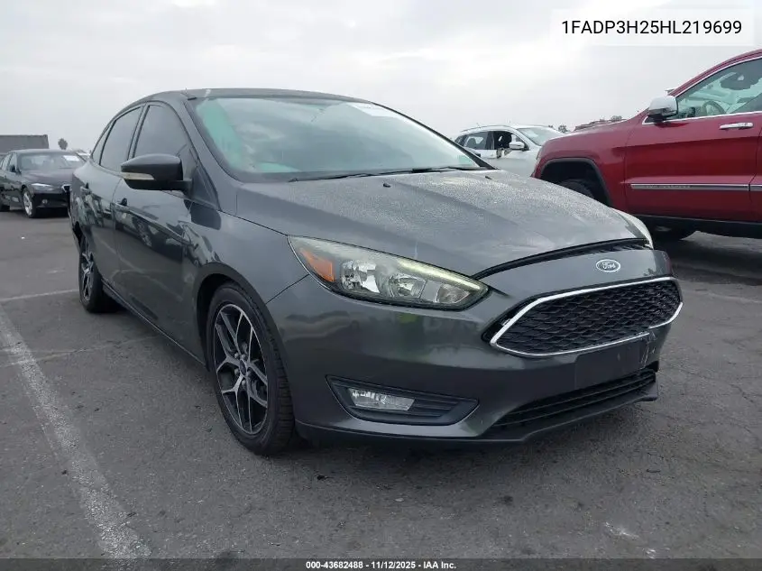 1FADP3H25HL219699 2017 Ford Focus Sel