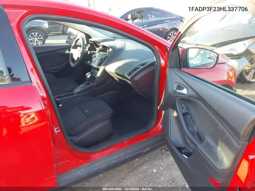 1FADP3F23HL337706 2017 Ford Focus Se