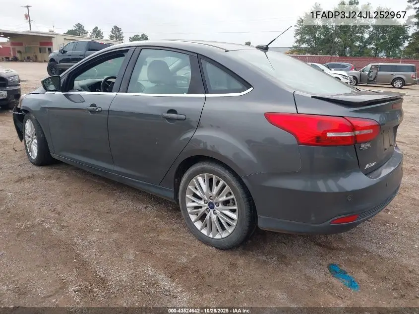 1FADP3J24JL252967 2018 Ford Focus Titanium
