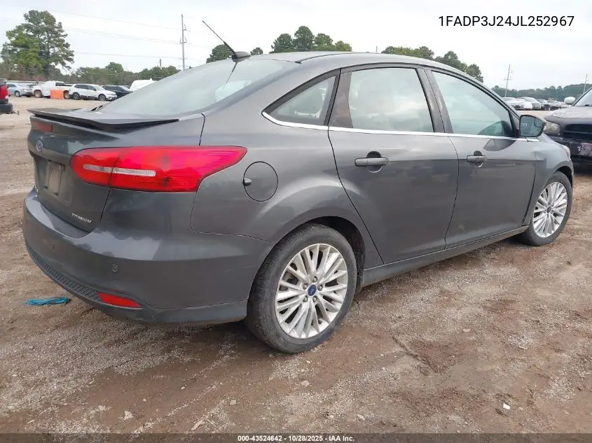 1FADP3J24JL252967 2018 Ford Focus Titanium