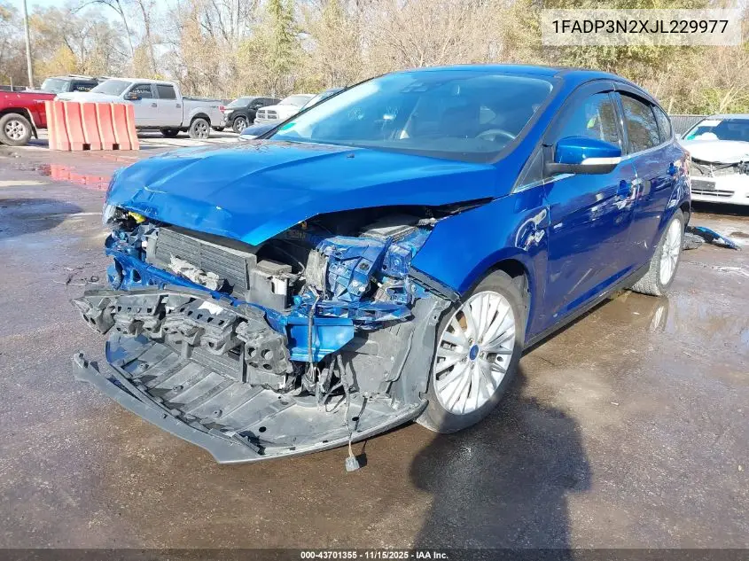 1FADP3N2XJL229977 2018 Ford Focus Titanium