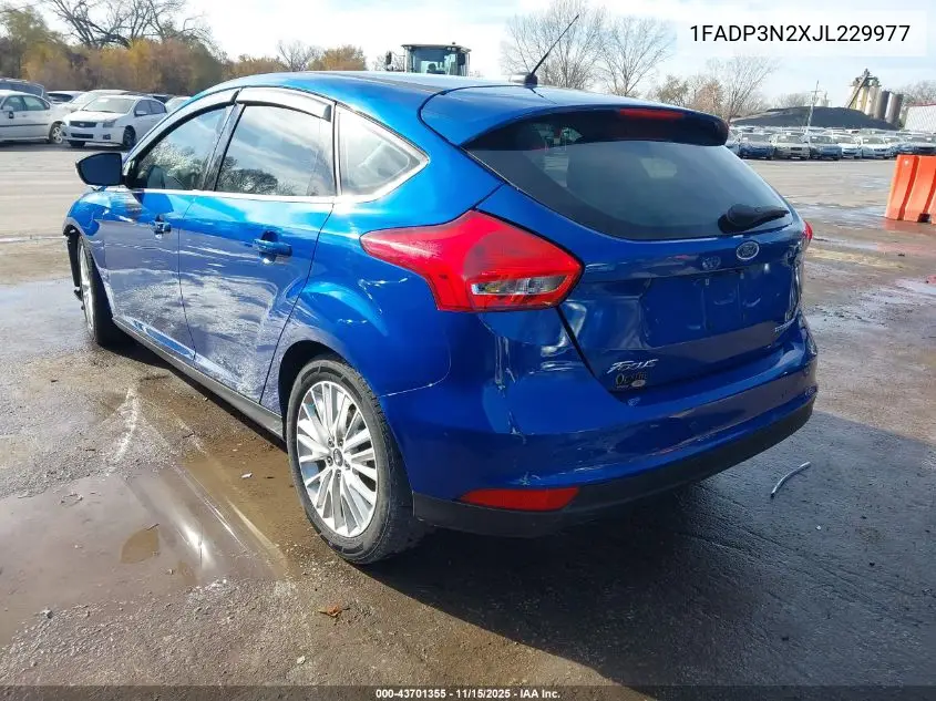 1FADP3N2XJL229977 2018 Ford Focus Titanium