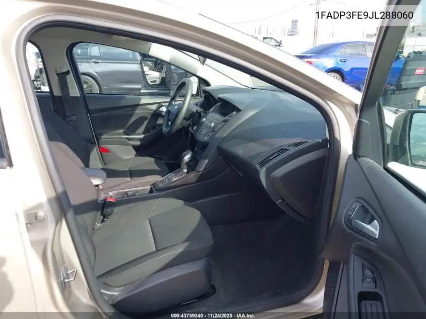 1FADP3FE9JL288060 2018 Ford Focus Se