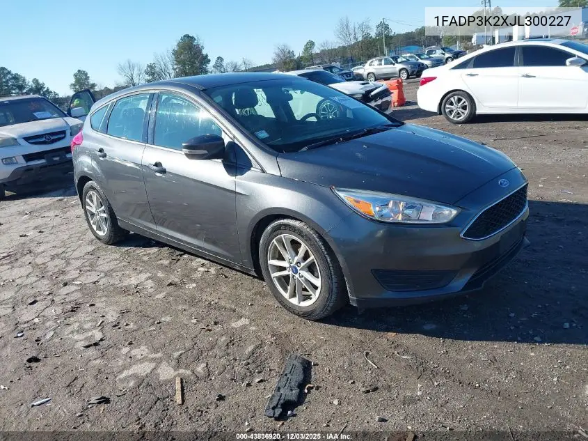 1FADP3K2XJL300227 2018 Ford Focus Se