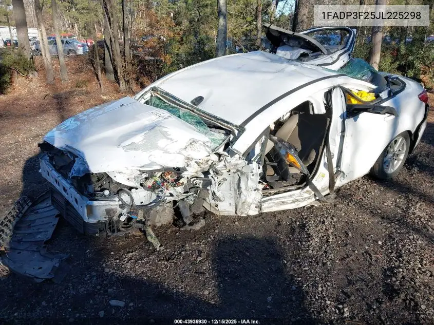 1FADP3F25JL225298 2018 Ford Focus Se