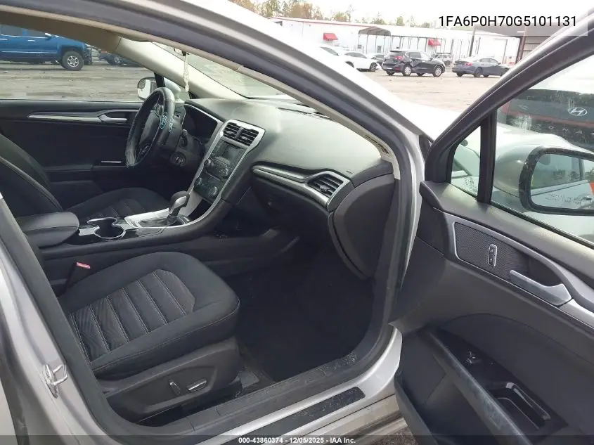 1FA6P0H70G5101131 2016 Ford Fusion Se