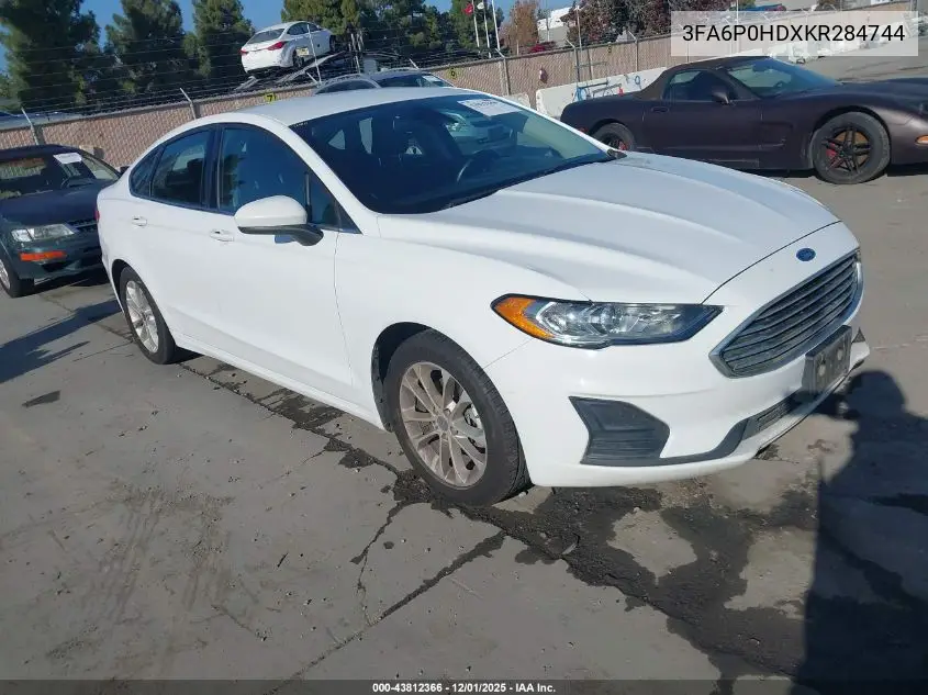 3FA6P0HDXKR284744 2019 Ford Fusion Se