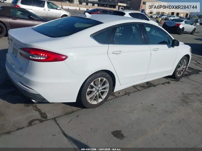 3FA6P0HDXKR284744 2019 Ford Fusion Se