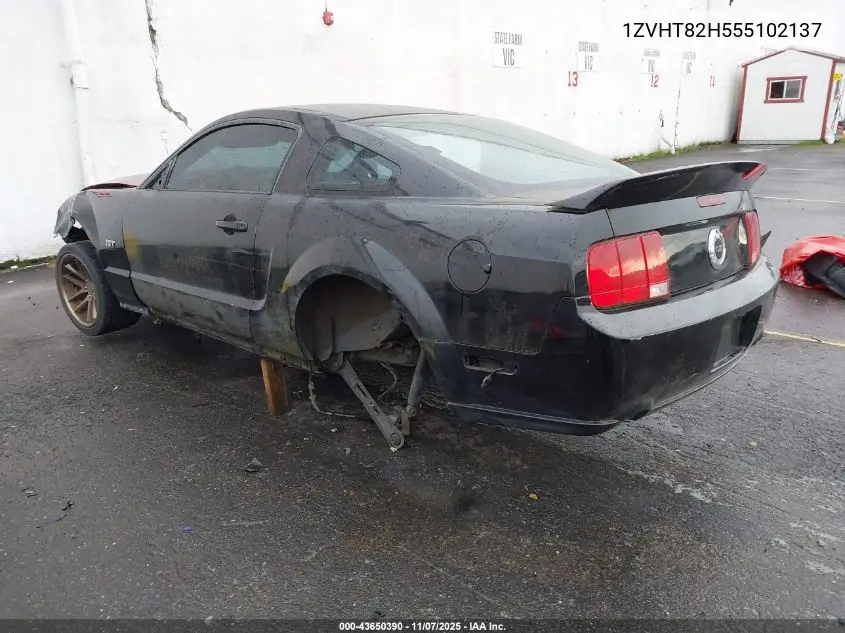 1ZVHT82H555102137 2005 Ford Mustang Gt Deluxe/Gt Premium