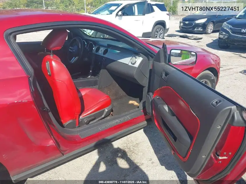 1ZVHT80NX55227451 2005 Ford Mustang