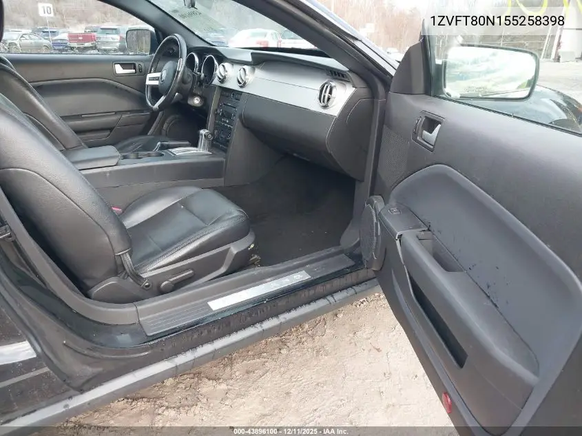 1ZVFT80N155258398 2005 Ford Mustang V6 Deluxe/V6 Premium