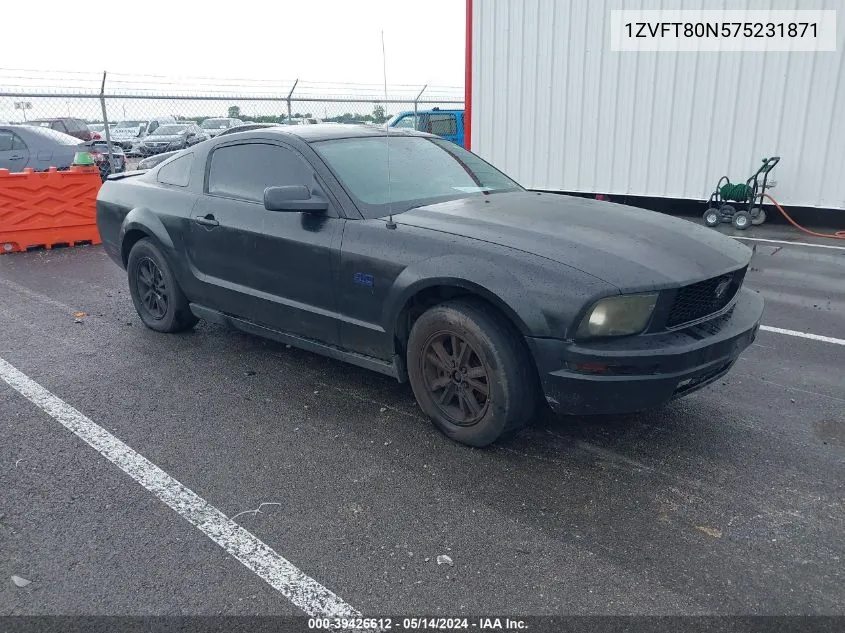 1ZVFT80N575231871 2007 Ford Mustang V6 Deluxe/V6 Premium