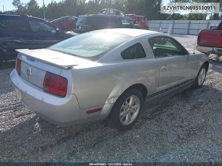 1ZVHT80N695110911 2009 Ford Mustang V6/V6 Premium