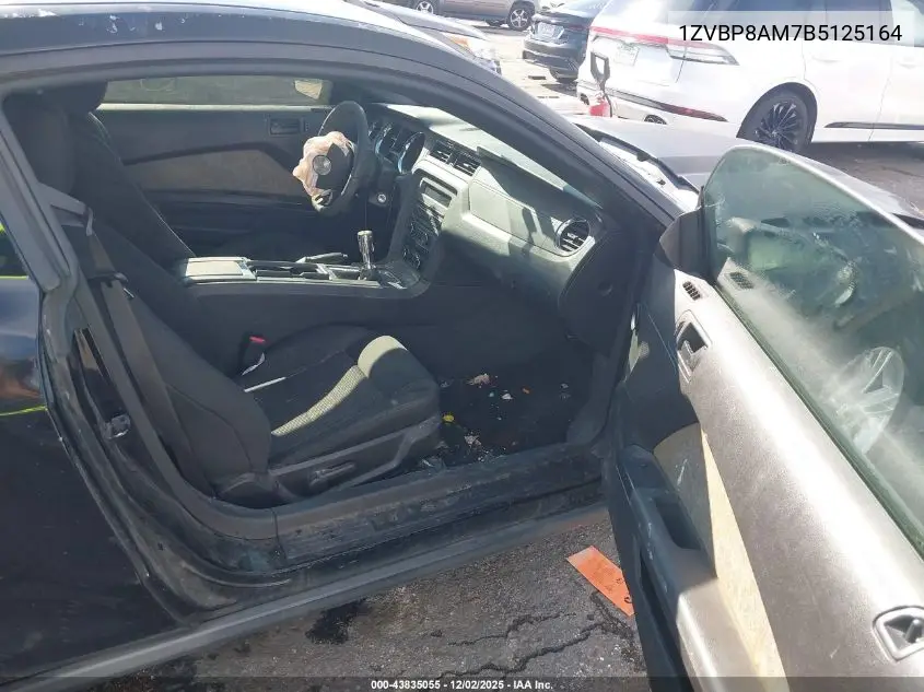 1ZVBP8AM7B5125164 2011 Ford Mustang V6