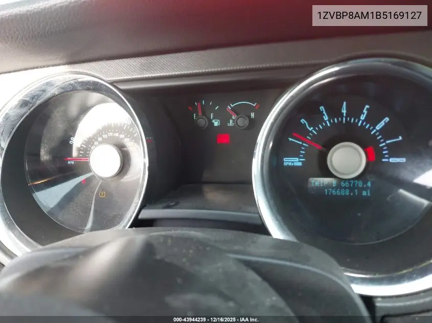 1ZVBP8AM1B5169127 2011 Ford Mustang V6