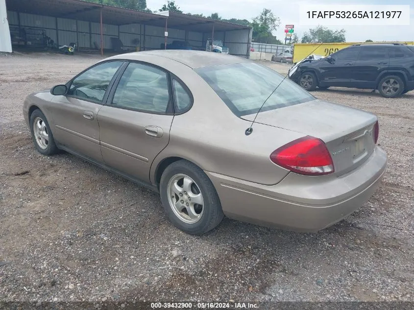 2005 Ford Taurus Se VIN: 1FAFP53265A121977 Lot: 39432900