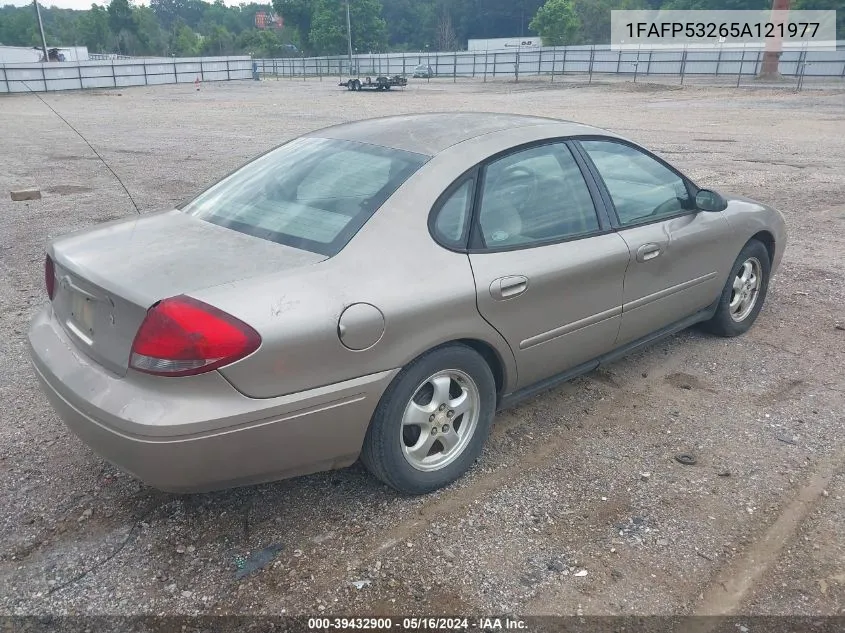 2005 Ford Taurus Se VIN: 1FAFP53265A121977 Lot: 39432900