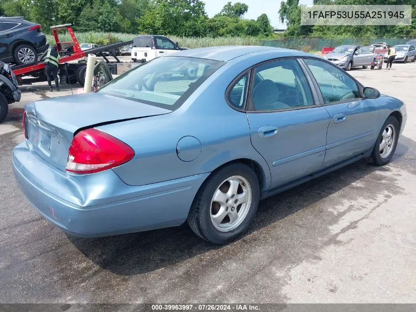 2005 Ford Taurus Se VIN: 1FAFP53U55A251945 Lot: 39963997