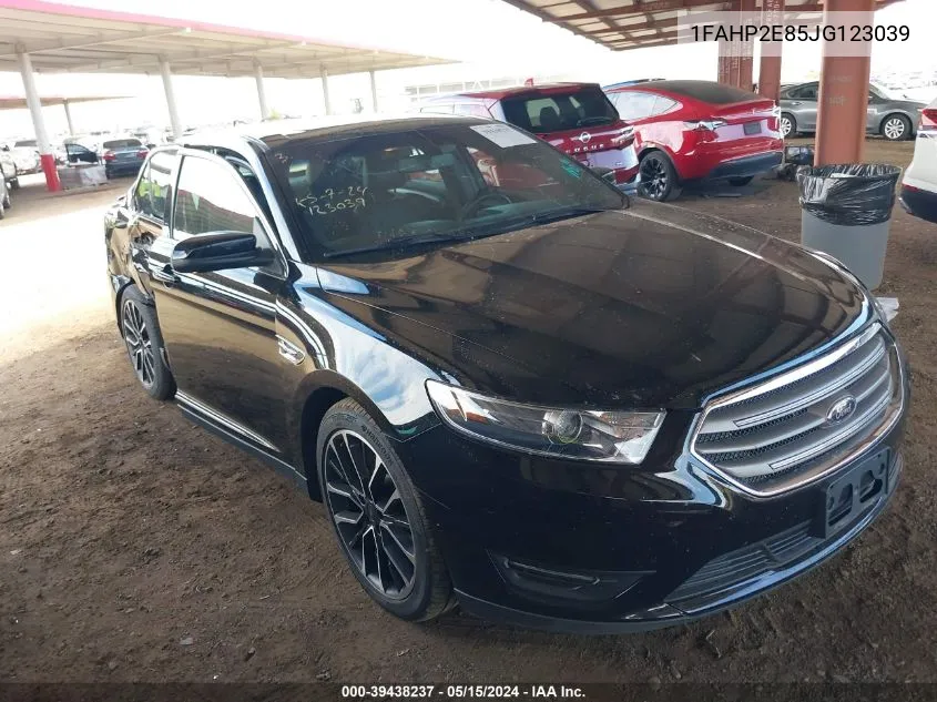 1FAHP2E85JG123039 2018 Ford Taurus Sel