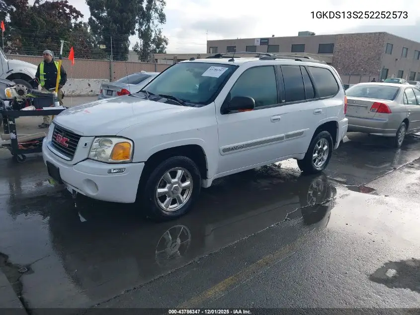 1GKDS13S252252573 2005 GMC Envoy Slt