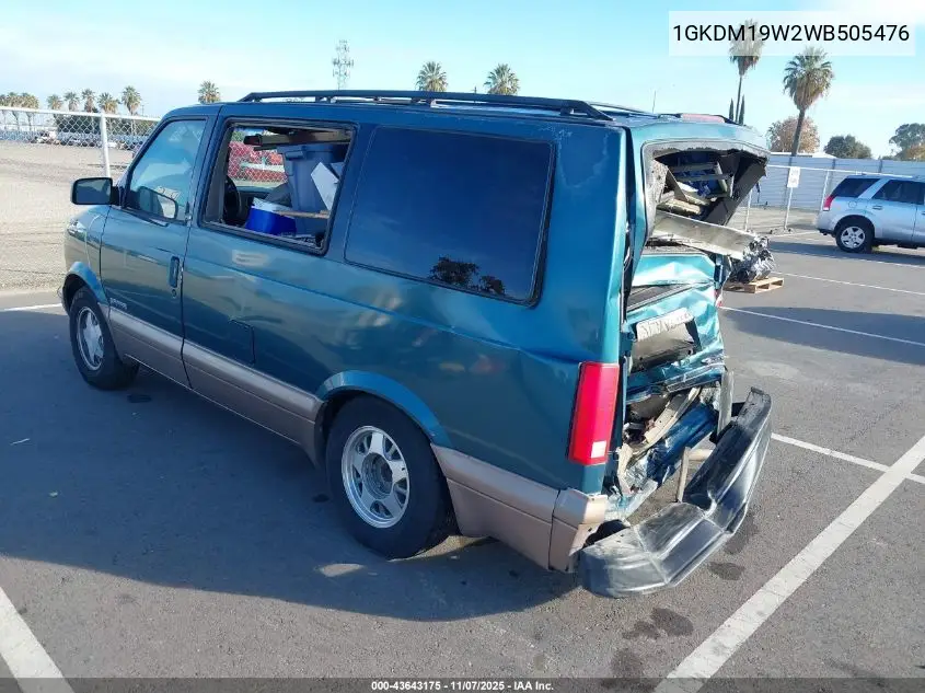 1GKDM19W2WB505476 1998 GMC Safari Sle