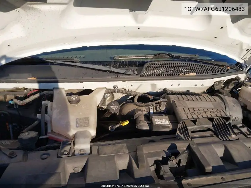 1GTW7AFG6J1206483 2018 GMC Savana 2500 Work Van