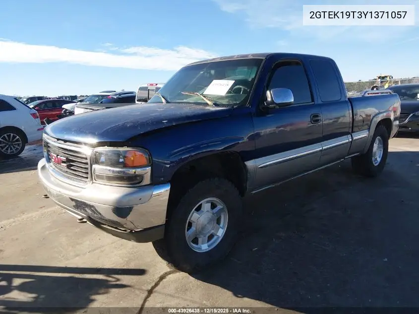 2GTEK19T3Y1371057 2000 GMC Sierra 1500 Sle