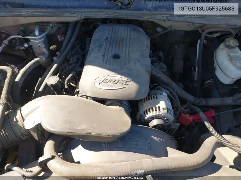 1GTGC13U05F925683 2005 GMC Sierra 1500Hd Sle