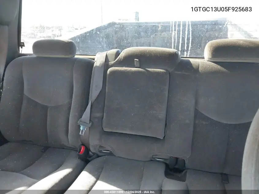 1GTGC13U05F925683 2005 GMC Sierra 1500Hd Sle