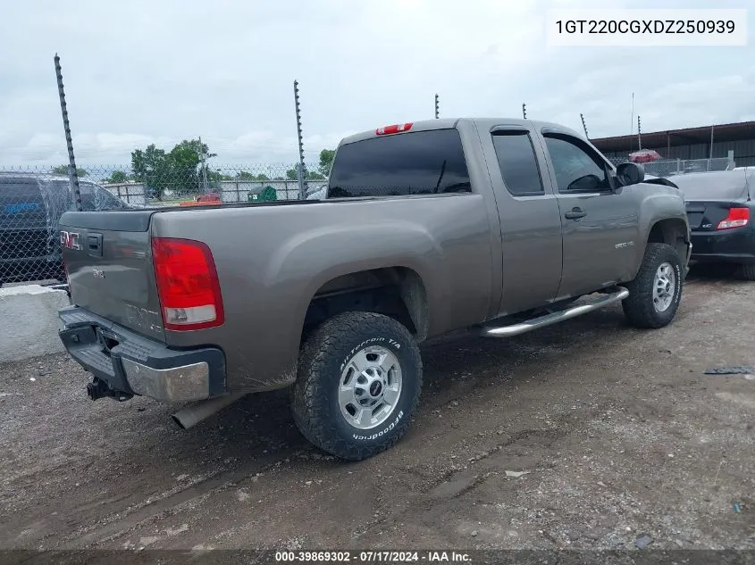 1GT220CGXDZ250939 2013 GMC Sierra 2500Hd Sle