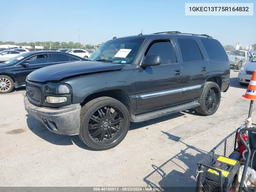 2005 GMC Yukon Slt VIN: 1GKEC13T75R164832 Lot: 40150013