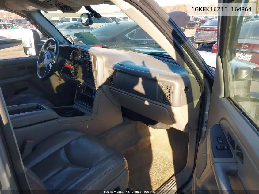 1GKFK16Z15J164864 2005 GMC Yukon Xl 1500 Slt