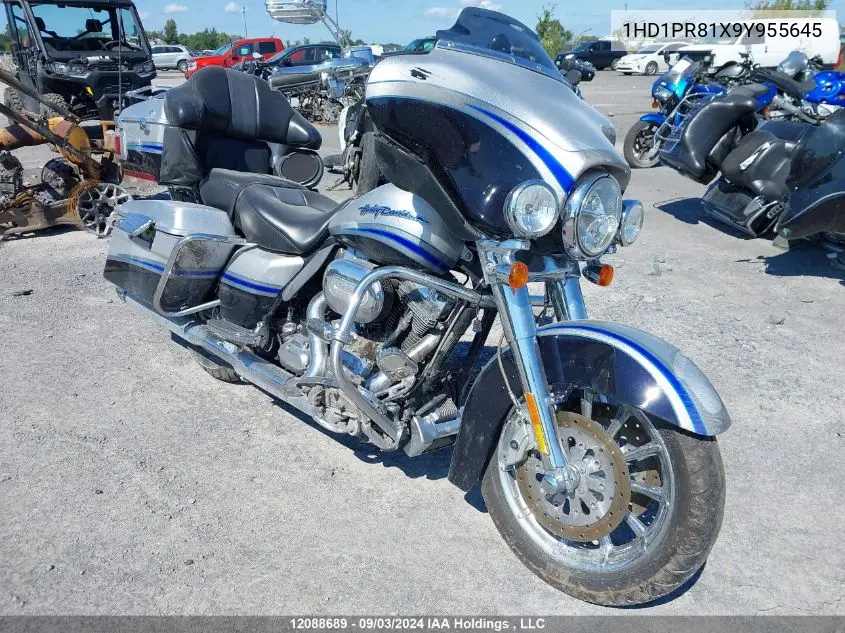 1HD1PR81X9Y955645 2009 Harley-Davidson Flhtcuse4
