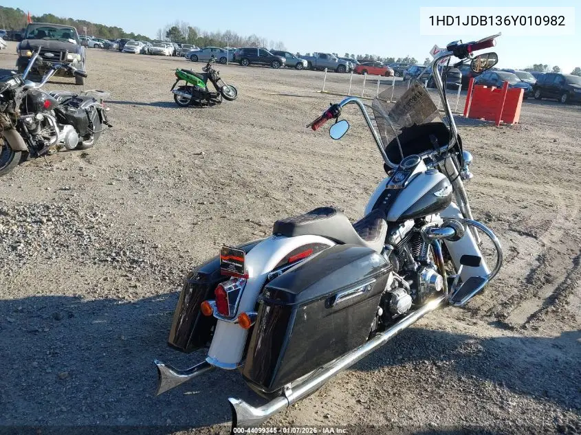1HD1JDB136Y010982 2006 Harley-Davidson Flstni