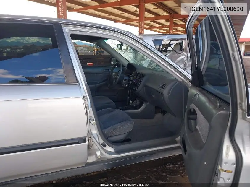 1HGEN1641YL000690 2000 Honda Civic Gx