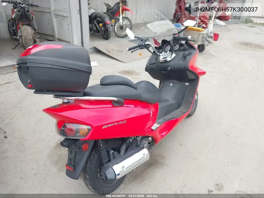 JH2MF06H57K300037 2007 Honda Nss250 As