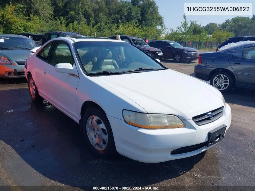 1998 Honda Accord Ex VIN: 1HGCG3255WA006822 Lot: 40215070