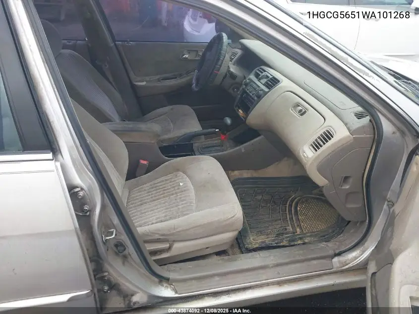 1HGCG5651WA101268 1998 Honda Accord Ex