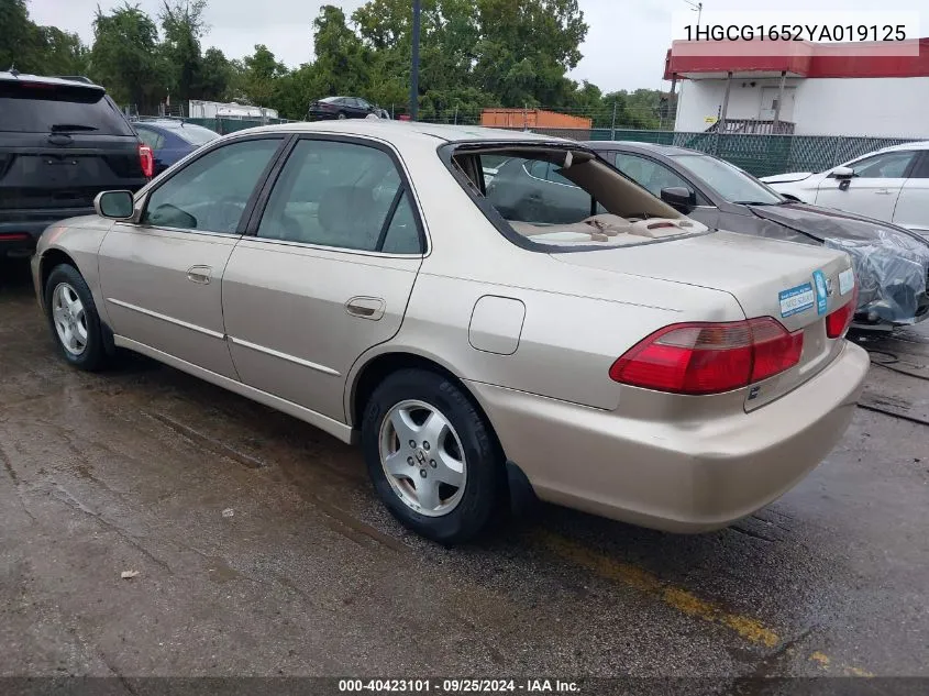 2000 Honda Accord 3.0 Ex VIN: 1HGCG1652YA019125 Lot: 40423101