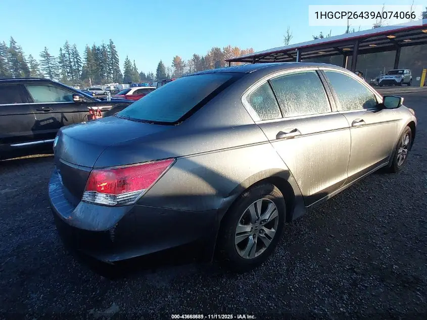 1HGCP26439A074066 2009 Honda Accord 2.4 Lx-P
